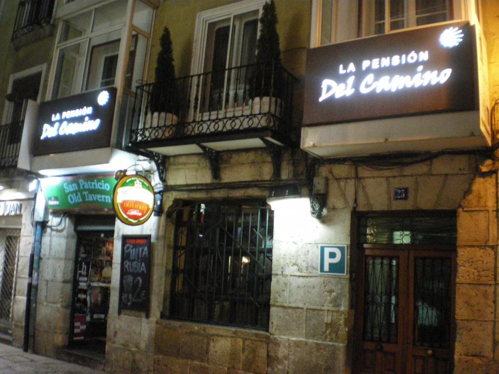 La Pension Del Camino Burgos Bagian luar foto